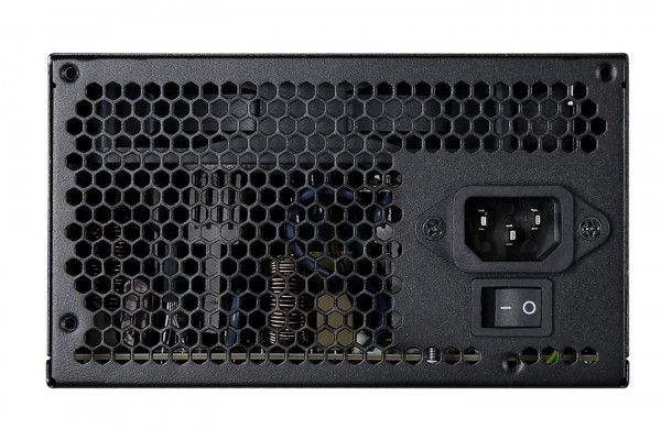250-17956-gigabyte-p650b-5
